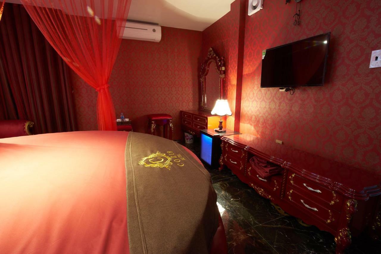 Cozi 9 Hotel - Theme Hotel Kien An Buitenkant foto