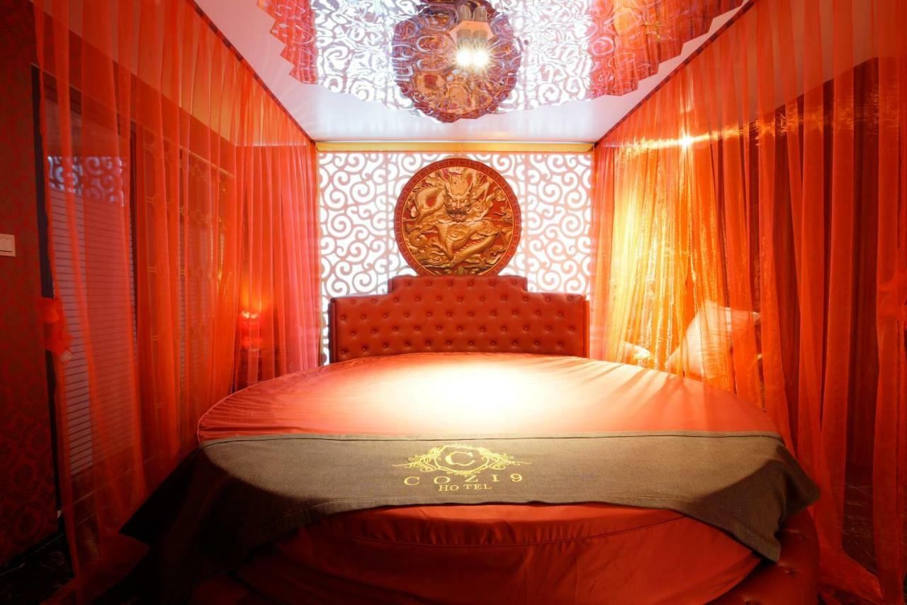 Cozi 9 Hotel - Theme Hotel Kien An Buitenkant foto